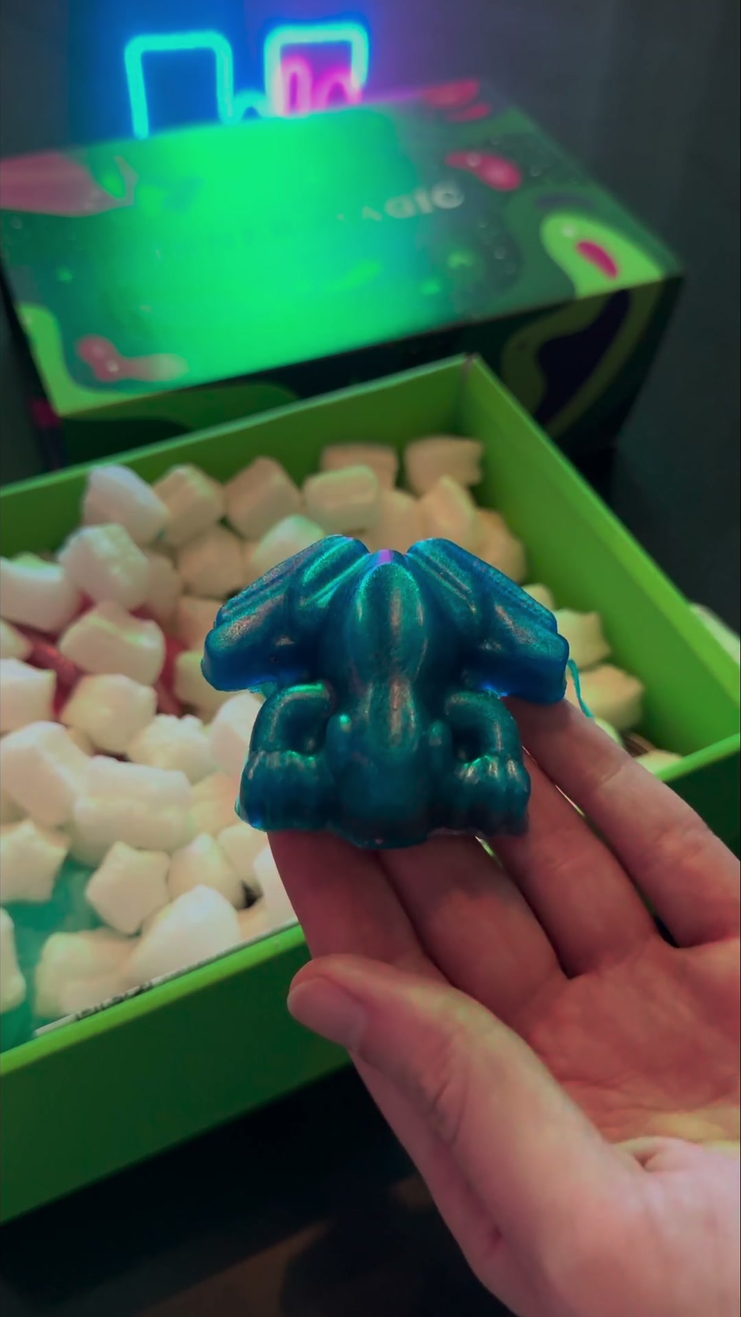 Frog Spell shower gummy