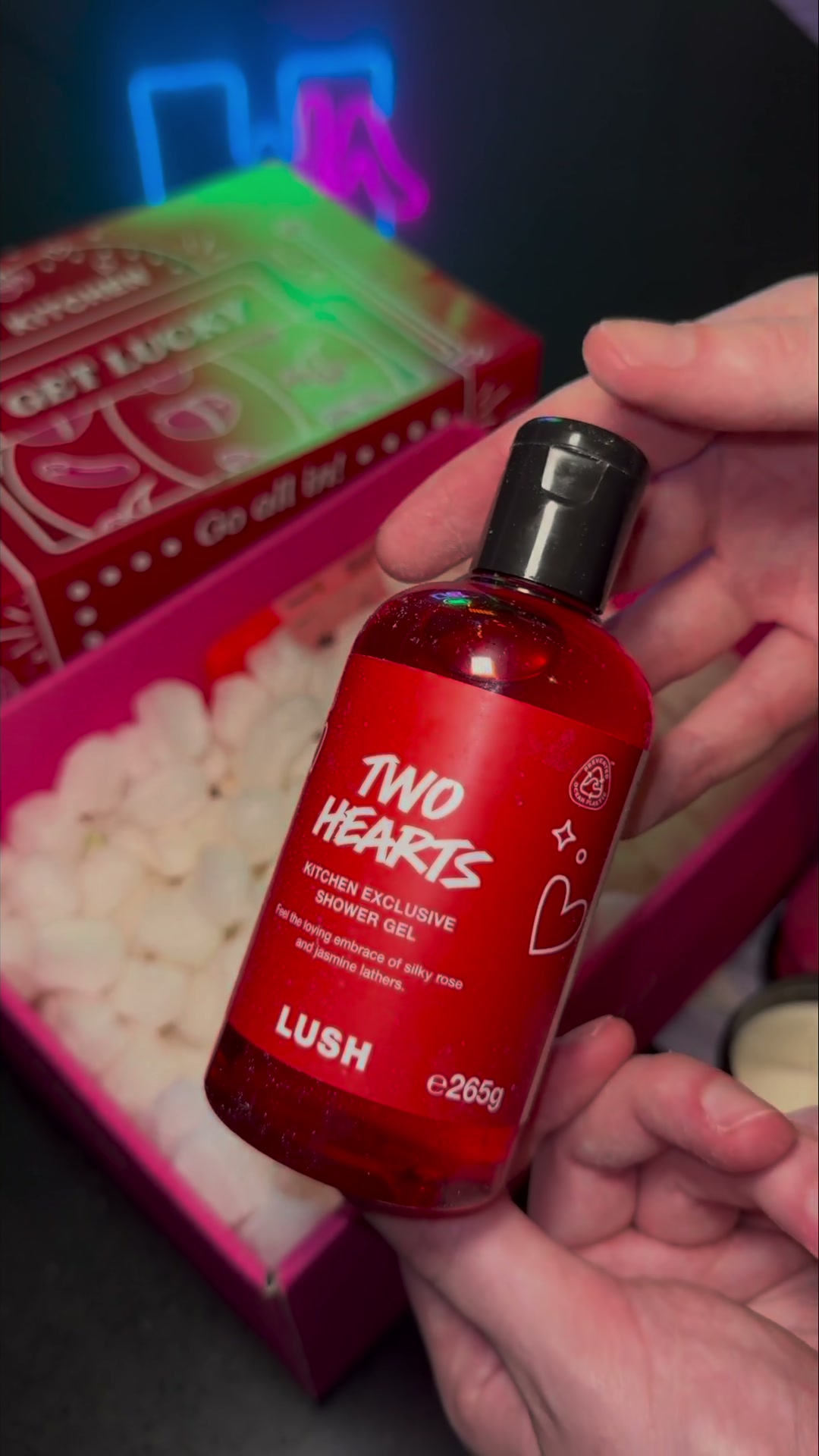 Two Heart shower gel