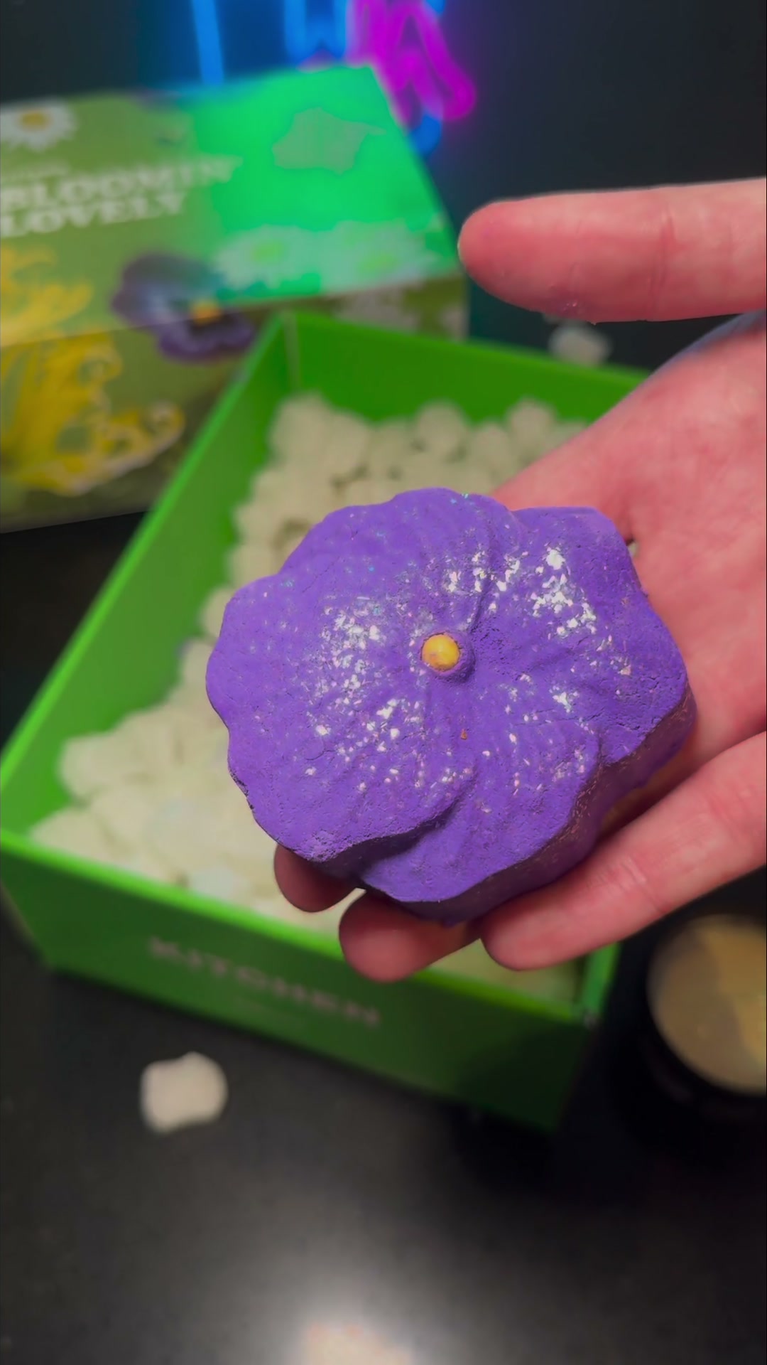 Violet Cream Bubble Bar